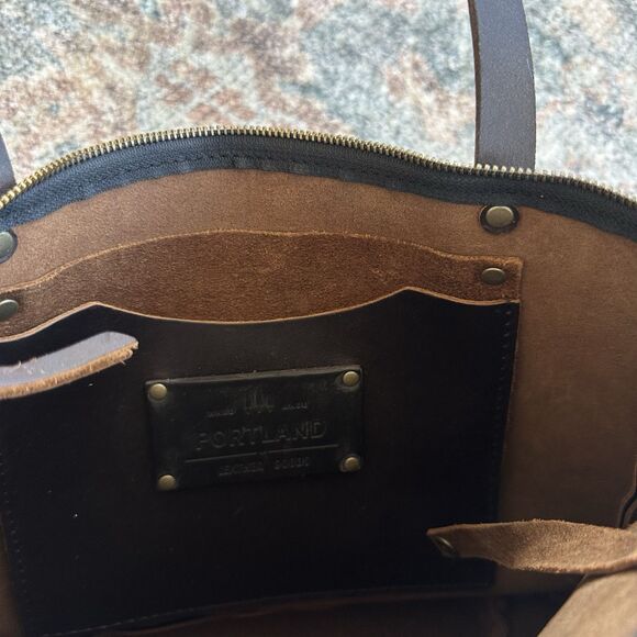 Portland Leather Goods Medium Classic Tote Handbag In Grizzly - Picture 10 of 11